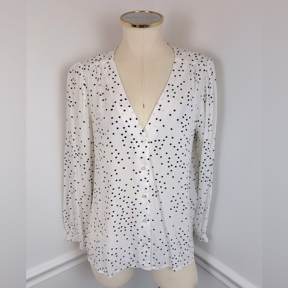 GAP White/Black Polka Dot Lightweight Button Down Long Sleeve Top NWT | Size M